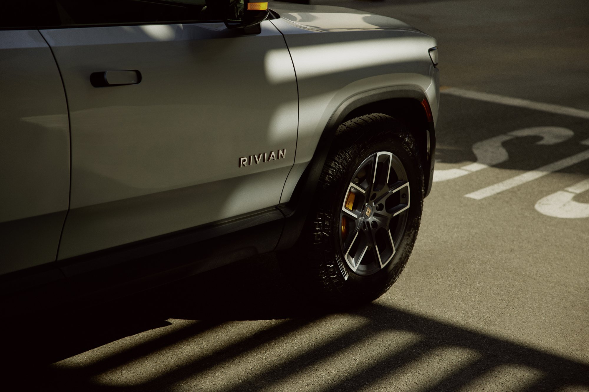 Rivian R1T frame 2